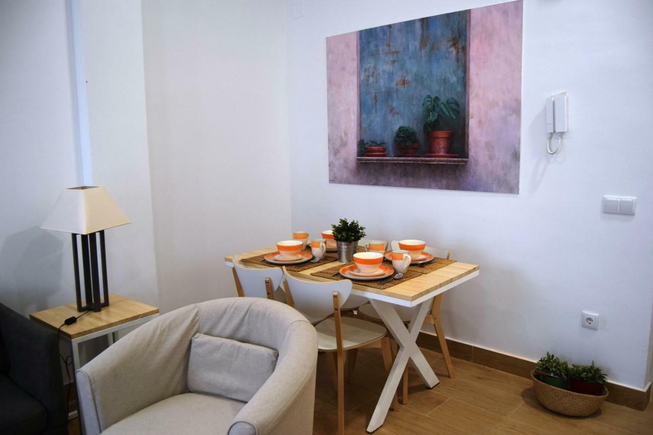 Pnp17 Bi Apartment Севиля Екстериор снимка